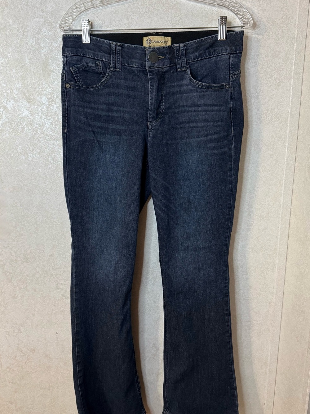 Democracy Women’s Dark Wash Jeans